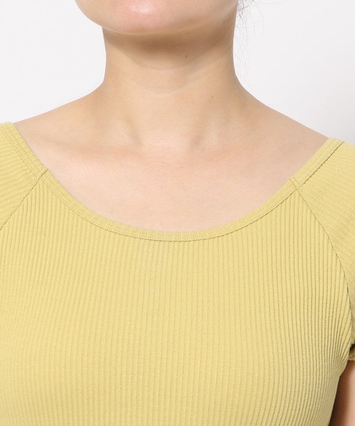 bijorie（ビジュリィ）の「【bijorie】カップ付きバックオープンTシャツ／NEW BASIC 24SS（インナーウェア/肌着・レディース・グリーン系/ブラック系/マスタード/ブラック/オフホワイト・MEDIUM/LARGE/LG）」の15枚目の写真