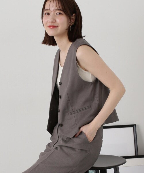 N.（N. Natural Beauty Basic）（エヌエヌナチュラルビューティーベーシック）の「◆【セットアップ対応】麻混ベスト（ベスト・レディース・グレー/ナチュラル・MEDIUM）」の16枚目の写真