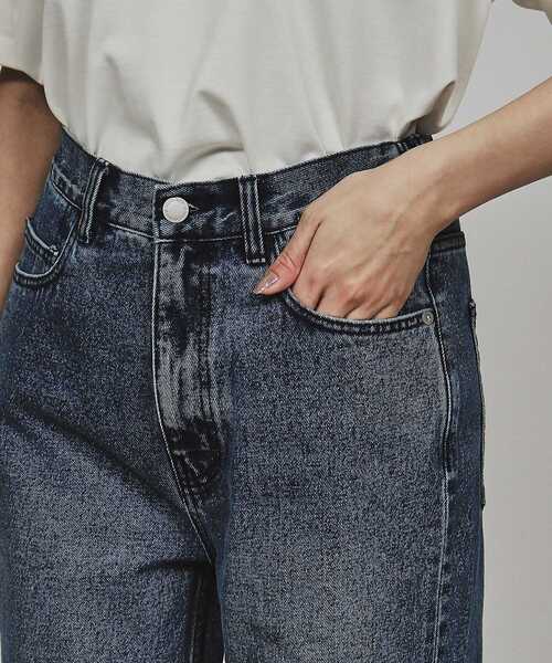 tk.TAKEO KIKUCHI（ティーケータケオキクチ）の「◆ルーズテーパードデニムパンツ（デニムパンツ・レディース・ブルー/ブラック/ブラック系/ブルー系・66）」の9枚目の写真