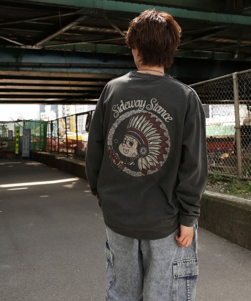 SIDEWAY STANCE（サイドウェイスタンス）の「【SIDEWAY STANCE】ピグメント加工 オリジナルプリント 長袖Tシャツ（Tシャツ/カットソー・メンズ・ブラック/ブラウン系1/ブラウン系/ブラック系/ブラック系1/ブラウン・SMALL/LARGE/MEDIUM/X-LARGE）」の19枚目の写真