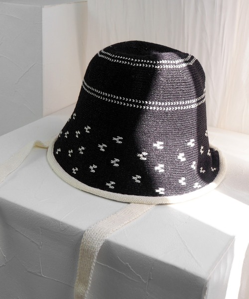minia(ミニア)の「リボン付きニットバケットハット(ハット・レディース・ブラック/アイボリー・FREE)」の21枚目の写真