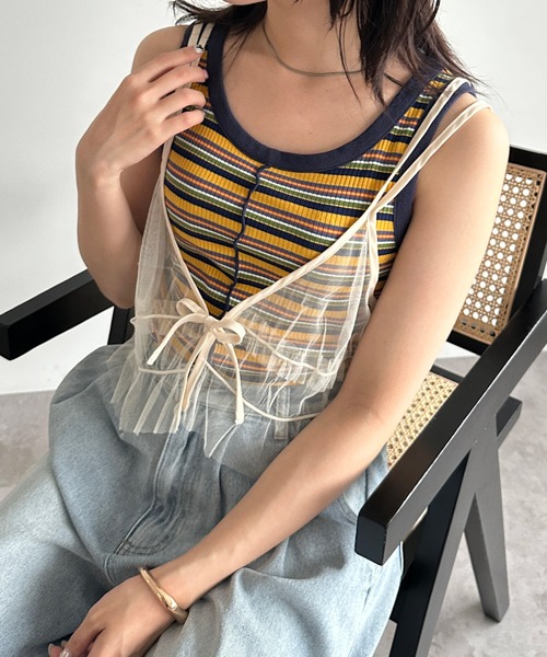 kutir（クティール）の「チュールリボンキャミビスチェ（ベスト・レディース・チャコールグレー/ブラック/ブルー/グリーン/アイボリー・FREE）」の2枚目の写真