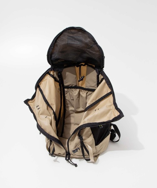 MYSTERY RANCH（ミステリーランチ）の「MYSTERY RANCH GALLAGATOR 25 ミステリーランチ リュック ギャラゲーター 25（バックパック/リュック・メンズ・ベージュ/オレンジ/ブラック/セージグリーン・FREE/L/XL）」の20枚目の写真