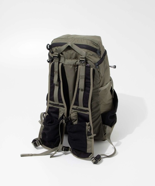 MYSTERY RANCH（ミステリーランチ）の「MYSTERY RANCH GALLAGATOR 25 ミステリーランチ リュック ギャラゲーター 25（バックパック/リュック・メンズ・ベージュ/オレンジ/ブラック/セージグリーン・FREE/L/XL）」の21枚目の写真