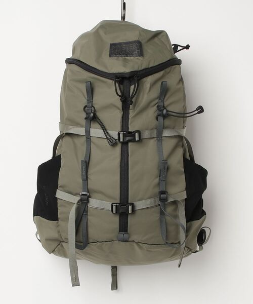MYSTERY RANCH（ミステリーランチ）の「MYSTERY RANCH GALLAGATOR 25 ミステリーランチ リュック ギャラゲーター 25（バックパック/リュック・メンズ・ベージュ/オレンジ/ブラック/セージグリーン・FREE/L/XL）」の9枚目の写真