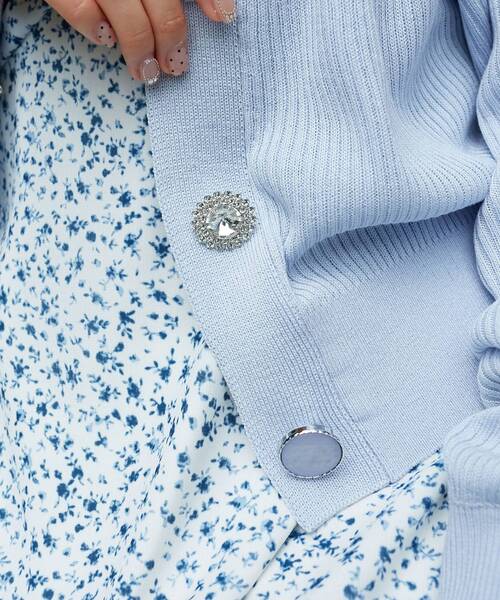 MAJESTIC LEGON（マジェスティックレゴン）の「フラワーボタンUVカットカーディガン（カーディガン/ボレロ・レディース・ライトグリーン/ピンク/ブラック/ライトブルー/オフホワイト・MEDIUM）」の14枚目の写真