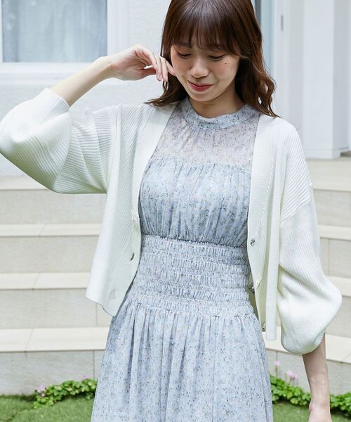 MAJESTIC LEGON（マジェスティックレゴン）の「フラワーボタンUVカットカーディガン（カーディガン/ボレロ・レディース・ライトグリーン/ピンク/ブラック/ライトブルー/オフホワイト・MEDIUM）」の22枚目の写真