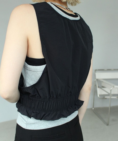 ゆうちゃん　solamonat poche　ナイロンキャンバス　ベスト　黒 2way クロップド ナイロンベスト chw24s072-ファッション通販