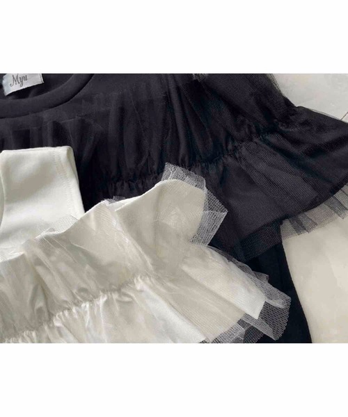 M y u（ミュー）の「フリル×チュール オープンショルダー TOPS（Tシャツ/カットソー・レディース・ブラック/ホワイト・SM/ML）」の12枚目の写真