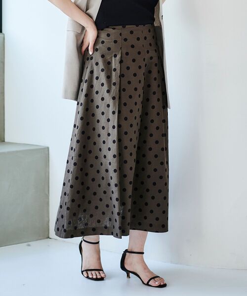 le.coeur blanc（ルクールブラン）の「《手洗い可能》ドットフロントタックロングスカート（スカート・レディース・ホワイト系その他/ブラウン系その他4・38）」の9枚目の写真