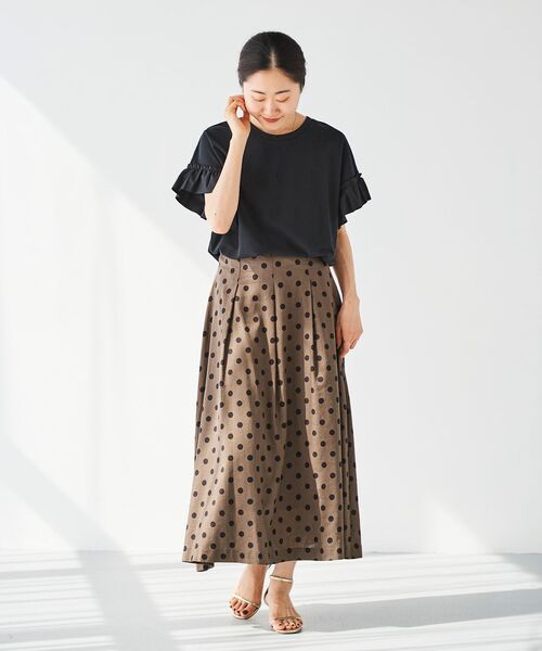 le.coeur blanc（ルクールブラン）の「《手洗い可能》ドットフロントタックロングスカート（スカート・レディース・ホワイト系その他/ブラウン系その他4・38）」の5枚目の写真