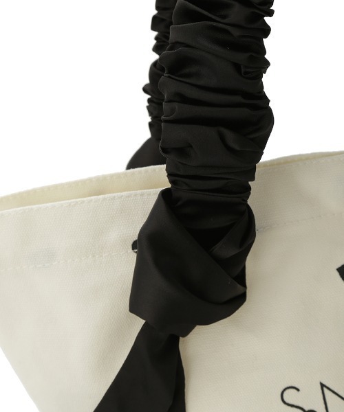 SNIDEL HOME（スナイデルホーム）の「オーガニックキャンバストート -SMALL-（HEART）（トートバッグ・レディース・ブラック/ライトピンク・FREE）」の9枚目の写真