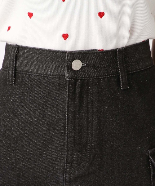 FOREVER 21（フォーエバー トゥエンティーワン）の「【2024SS】カーゴミニデニムスカート（デニムスカート・レディース・ブラック/ブルー・SMALL/MEDIUM）」の12枚目の写真