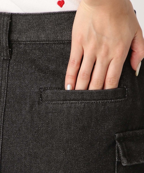 FOREVER 21（フォーエバー トゥエンティーワン）の「【2024SS】カーゴミニデニムスカート（デニムスカート・レディース・ブラック/ブルー・SMALL/MEDIUM）」の14枚目の写真