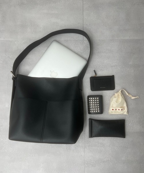 KOBE LETTUCE(コウベレタス)の「軽量ワンベルトバッグ(ショルダーバッグ・レディース・アイボリー/ブラック/ブラウン・F)」の6枚目の写真