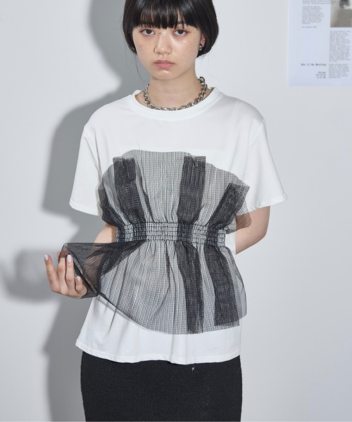 THE YOn(ザヨン)の「チュールビスチェレイヤードTシャツ(Tシャツ/カットソー・レディース・ホワイト/ベージュ/ブラック・FREE)」の4枚目の写真