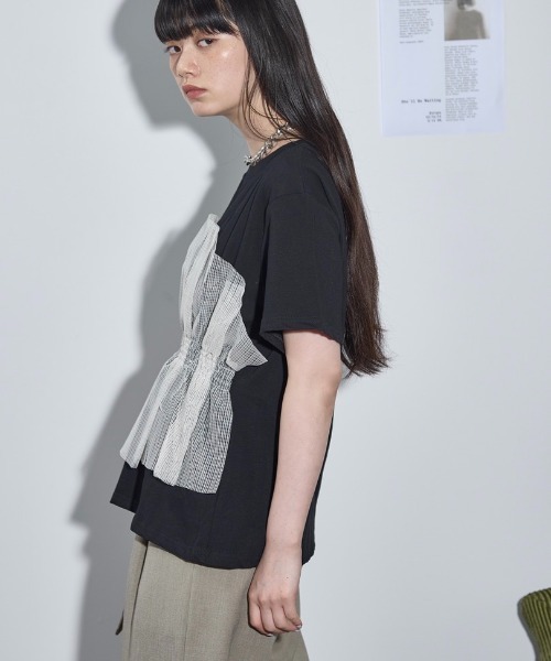 THE YOn(ザヨン)の「チュールビスチェレイヤードTシャツ(Tシャツ/カットソー・レディース・ホワイト/ベージュ/ブラック・FREE)」の15枚目の写真