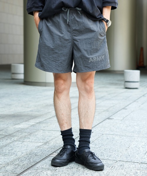 made in standard (メイドインスタンダード)の「MADE IN STANDARD / メイドインスタンダード ARMY SHORTS アーミープリント ショートパンツ(その他パンツ・メンズ・ブラック/パープル/ピンク/グレー/イエロー/カモフラージュ/オリーブ系/ブラウン系/ネイビー・SMALL/MEDIUM/LARGE/X-LARGE)」の22枚目の写真