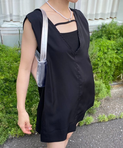 mebole(メボレ)の「Vネックノースリーブ2wayミニワンピ(ワンピース・レディース・ホワイト/ブラック・FREE)」の16枚目の写真
