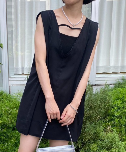 mebole(メボレ)の「Vネックノースリーブ2wayミニワンピ(ワンピース・レディース・ホワイト/ブラック・FREE)」の5枚目の写真