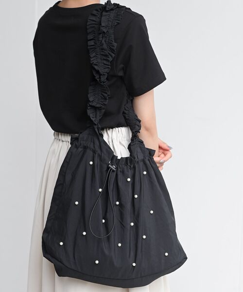 rps(アールピーエス)の「ナイロンアソートフリルBAG(ショルダーバッグ・レディース・アイボリー/ホワイト系その他4/ブラック系その他2/ブラック系その他3/ブラック・フリー)」の4枚目の写真