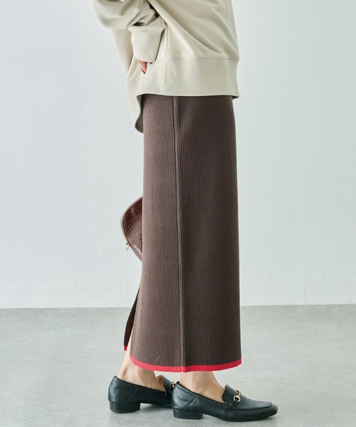 LAVEANGE（ラビアンジェ）の「【洗える】バイカラーリブニットスカート（スカート・レディース・アイボリー/ブラック/グレー/ブラウン/チャコールグレー・M/4L/3L/F）」の20枚目の写真