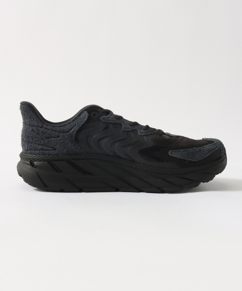 HOKA(ホカ)の「HOKA ONE ONE (ホカ オネオネ) U CLIFTON LS 1141550-BASP(スニーカー・メンズ・ブラック・26.5cm/27cm/27.5cm/28cm/26cm)」の4枚目の写真