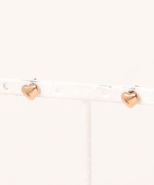Peony（ピオニー）の「【Peony/ピオニー】/サージカルステンレス　メタルハートミニピアス（ピアス（両耳用）・レディース・ゴールド/ピンクゴールド/シルバー・FREE）」の8枚目の写真