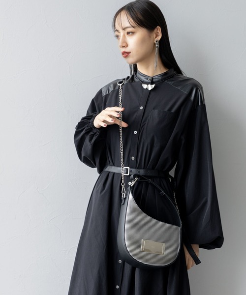 HARE（ハレ）の「ムーンガタミニバッグ(HARE)（ハンドバッグ・レディース・ブラック/シルバー・FREE）」の7枚目の写真