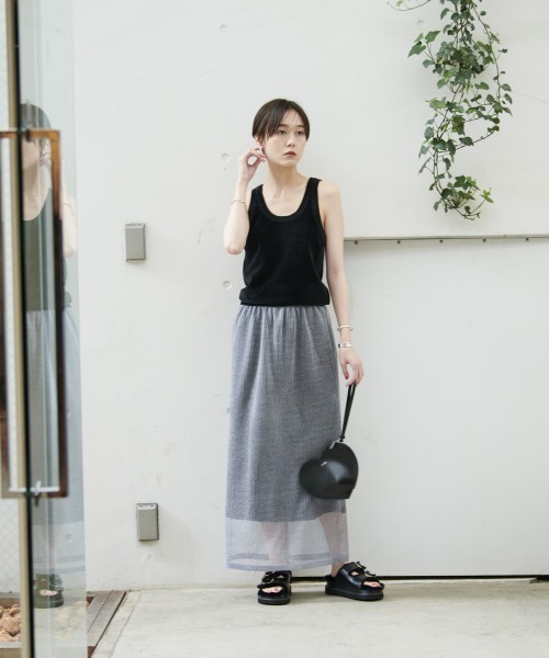 Rouge vif(ルージュヴィフ)の「モールニットタンクトップ(タンクトップ・レディース・アイボリー/ブラック・フリー)」の14枚目の写真