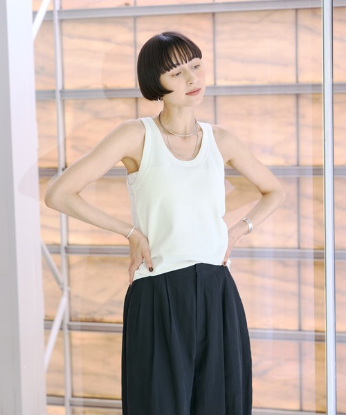 Rouge vif(ルージュヴィフ)の「モールニットタンクトップ(タンクトップ・レディース・アイボリー/ブラック・フリー)」の4枚目の写真