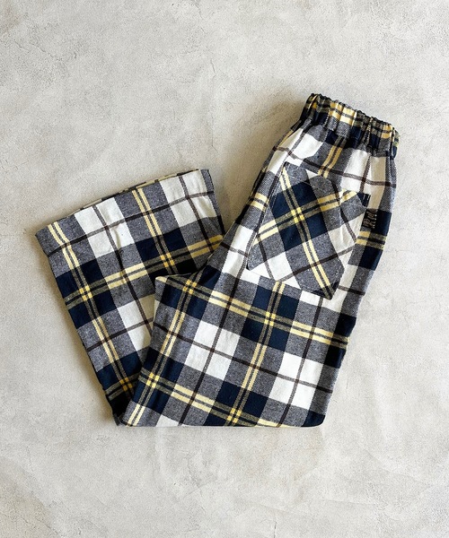 A BOND（アボンド）の「チェックボリュームパンツ/おとな（その他パンツ・レディース・ブラウン/グリーン/イエロー・160cm）」の3枚目の写真