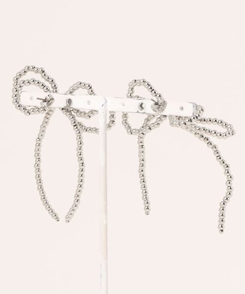 CIAOPANIC TYPY（チャオパニックティピー）の「lilメタルボールリボンピアス（ピアス（両耳用）・レディース・ゴールド/シルバー・ONE SIZE）」の8枚目の写真