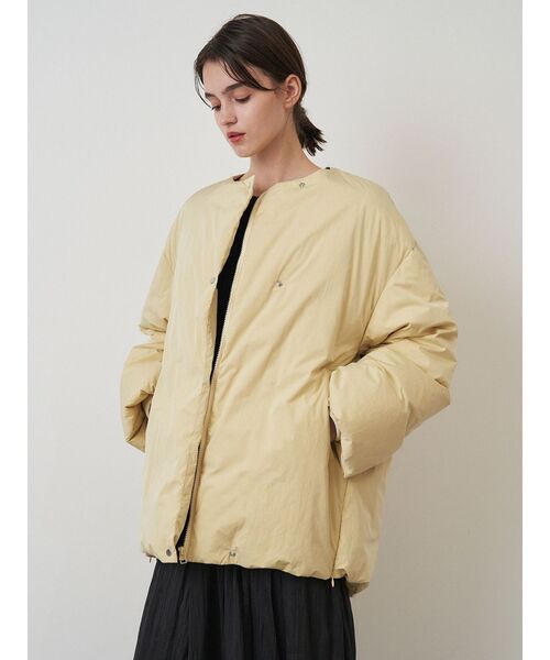 ELENDEEK(エレンディーク)の「コクーンミドルダウンコート(ダウンジャケット/コート・レディース・オフホワイト/イエロー/ブラック・FREE)」の7枚目の写真