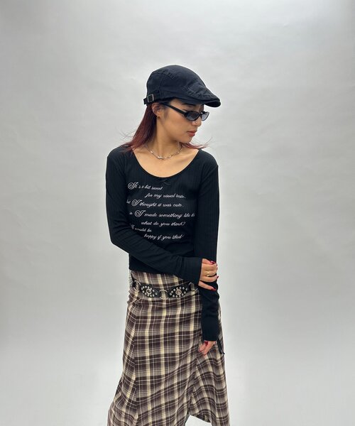 WHO'S WHO gallery(フーズフーギャラリー)の「メッセージリボンリブトップス(Tシャツ/カットソー・レディース・パープル/ピンク/オフホワイト/ブラック・FREE)」の11枚目の写真