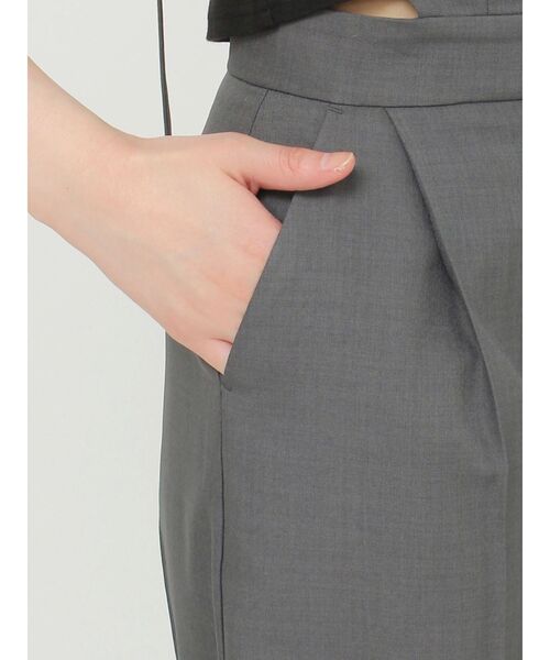 MURUA（ムルーア）の「サイドカットロンパース（ワンピース・レディース・グレー/モカ・1/2）」の7枚目の写真