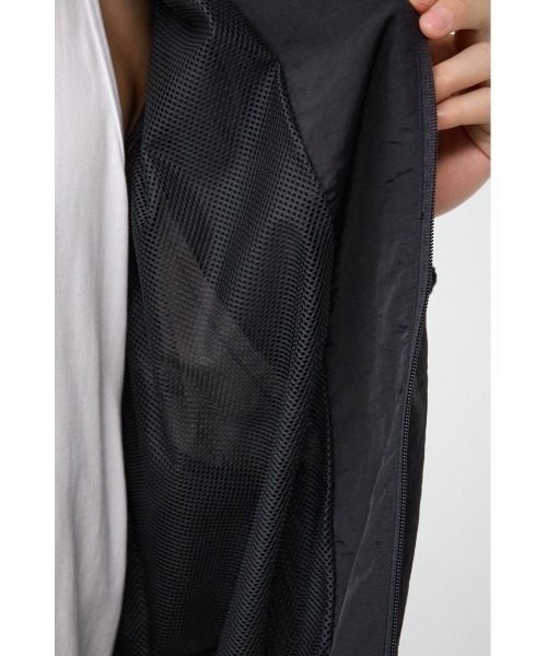 AZUL by moussy（アズールバイマウジー）の「【UMBRO×AZUL】  トラックブルゾン（ブルゾン・メンズ・ブラック・FREE）」の14枚目の写真