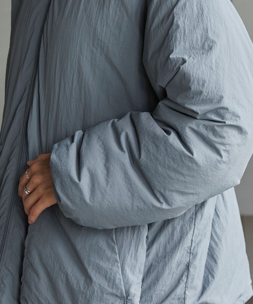 Anchor Smith（アンカー スミス）の「3WAY リバーシブル フード脱着 ビッグシルエット ドロストナイロン中綿ジャケット（ダウンジャケット/コート・レディース・ブラック/グレー/ライトグレー・L/M）」の5枚目の写真