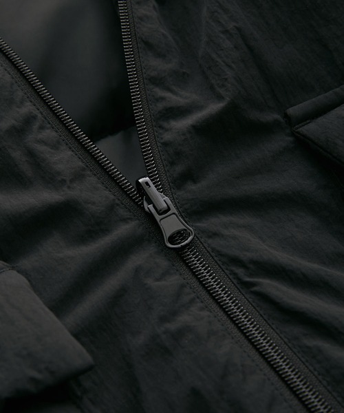 Anchor Smith（アンカー スミス）の「3WAY リバーシブル フード脱着 ビッグシルエット ドロストナイロン中綿ジャケット（ダウンジャケット/コート・レディース・ブラック/グレー/ライトグレー・L/M）」の13枚目の写真