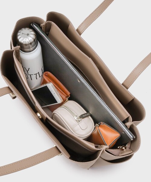 UNTITLED（アンタイトル）の「【A4書類・PC収納可】ライトトート（トートバッグ・レディース・ブラック系5/ブラック/サンドベージュ・99）」の11枚目の写真