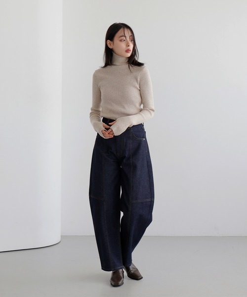 LIAN(リアン)の「指穴タートルネックリブニット(ニット/セーター・レディース・アイボリー/カーキ/チャコールグレー/ベージュ・FREE)」の9枚目の写真