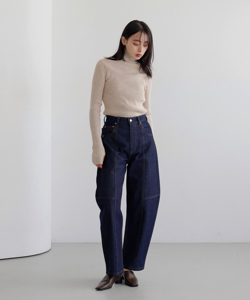 LIAN(リアン)の「指穴タートルネックリブニット(ニット/セーター・レディース・アイボリー/カーキ/チャコールグレー/ベージュ・FREE)」の11枚目の写真