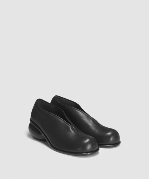 UNTISHOLD（アンチショルド）の「Bella（パンプス）」 - WEAR