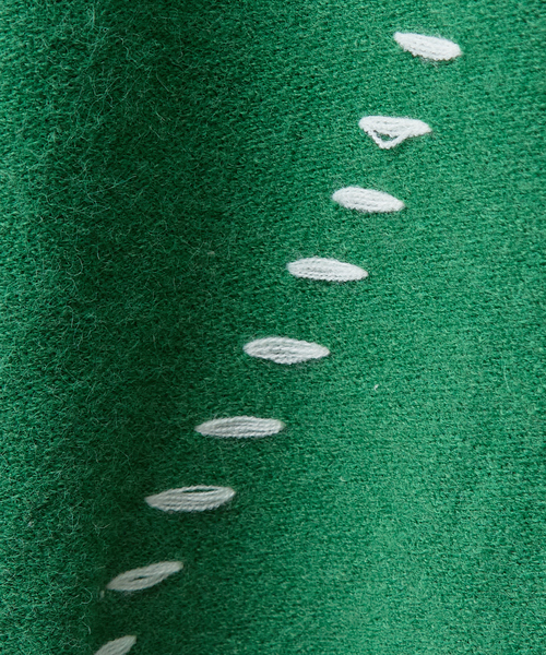 AH ABAHOUSE（エーエイチアバハウス）の「【AH ABAHOUSE】ハンドステッチ タートルネック オーバー ニット（ニット/セーター・メンズ・ブラック/グリーン/グレイッシュベージュ/ホワイト/グレイッシュブルー・46/48）」の11枚目の写真