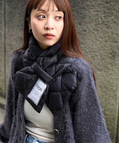 PUBLUX(パブリュクス)の「TAION/タイオン CITY DOWN SCARF/シティ ダウンマフラー 限定展開(マフラー・レディース・ブラック/オフホワイト/ベージュ・ONE SIZE)」の9枚目の写真