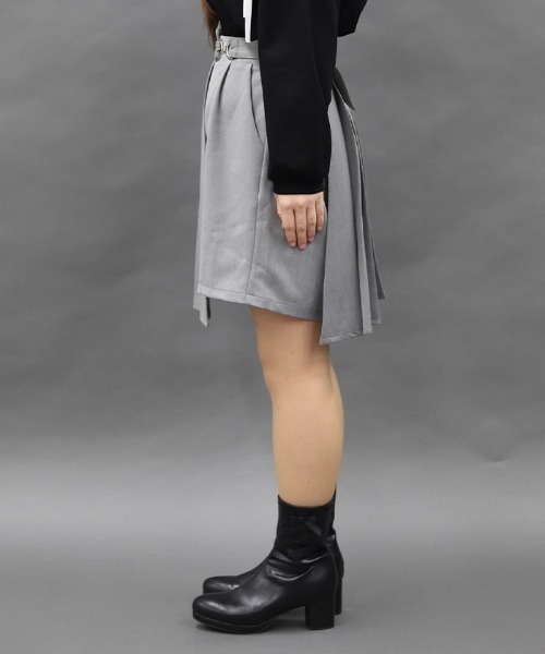 axes femme POETIQUE（アクシーズファムポエティック）の「ラップスカート付ショートＰＴ（その他パンツ・レディース・グレー/ワイン/ブラック・MEDIUM）」の5枚目の写真