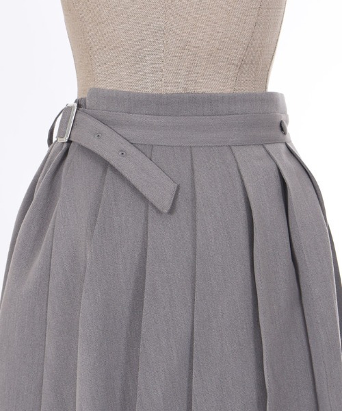 axes femme POETIQUE（アクシーズファムポエティック）の「ラップスカート付ショートＰＴ（その他パンツ・レディース・グレー/ワイン/ブラック・MEDIUM）」の18枚目の写真