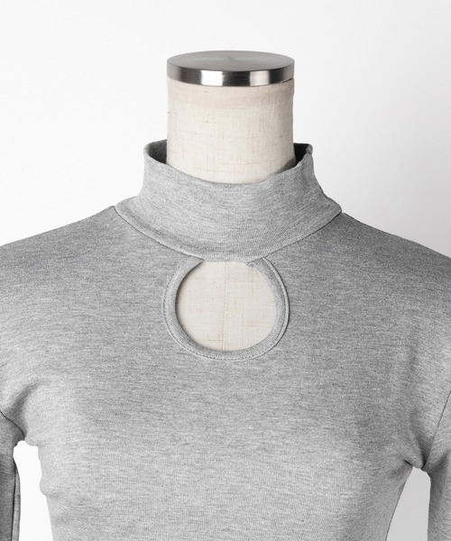 me+em select(ミームセレクト)の「※※【 3color 】裏起毛カットアウトプチハイネックトップス / urakimo cutout puchi highneck tops(Tシャツ/カットソー・レディース・グレー/ブラック/ホワイト・FREE)」の12枚目の写真