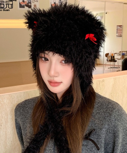 SPIGA（スピーガ）の「シャギーリボンモチーフ猫耳ひも付帽子（ニットキャップ/ビーニー・レディース・ピンク/ベージュ/アイボリー/ブラック・FREE）」の2枚目の写真