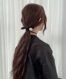 hugi（ハギ）の「BIG PEARL RIBBON/ビッグパールリボン（ヘアバンド）」